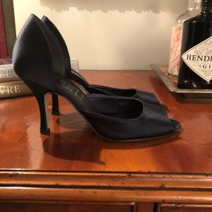 Cynthia Rowley Satin pumps